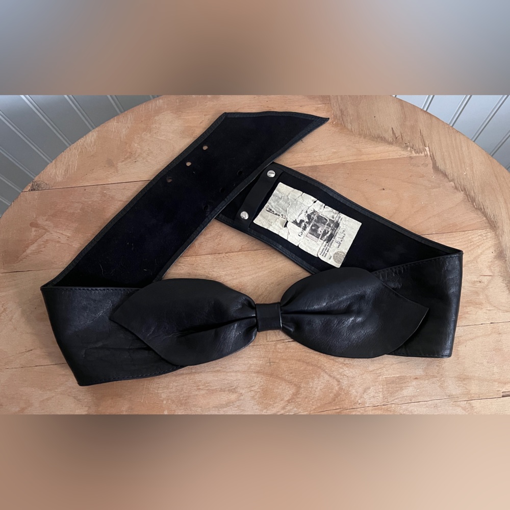 RARE Vintage Authentic Gorgio Armani
Leather Bow Belt